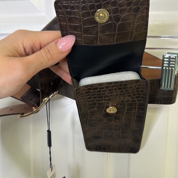 NWT PrettyLittleThing Brown and Gold Belt - Picture 7 of 7